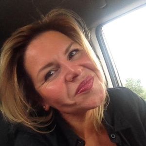 Meet your Posher, Sallie michelle